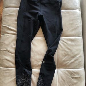 Lululemon black leggings